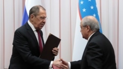 Министр иностранных дел России Сергей Лавров (слева) и министр иностранных дел Узбекистана Абдулазиз Камилов. Ташкент, 16 января 2020 года.