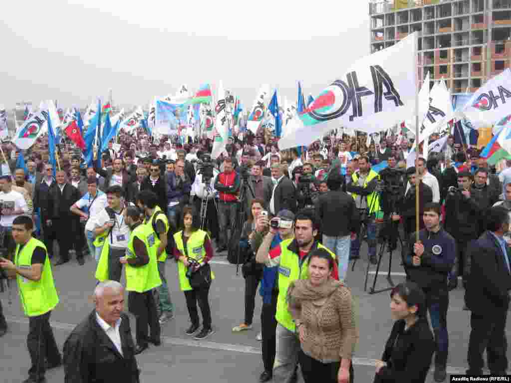 Azerbaijan. Baku. Opposition Public Chamber's protest action in Baku. 22 April