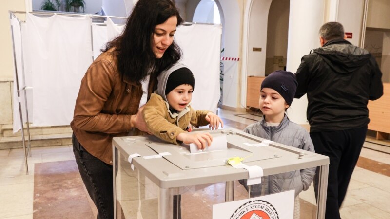 На избирательных участках вне Южной Осетии проголосовали 5 291 житель республики