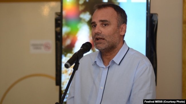 Kultura je drži na okupu normalne ljude u BiH: Dino Mustafić