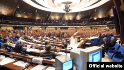 Европейская народная партия добивалась проведения дебатов в Страсбурге по поводу проблем грузинской оппозиции – мнения в зале разделились