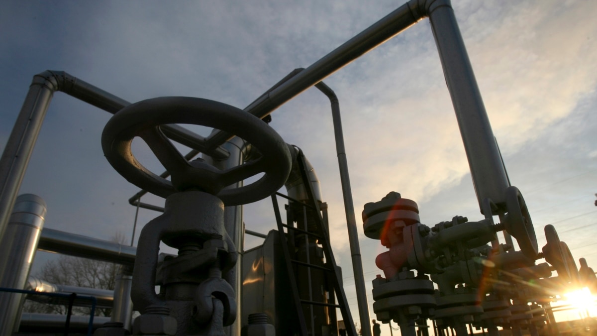 Україна планує підвищити вартість транзиту російської нафти