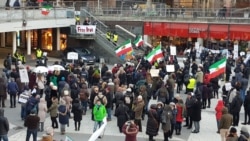 گفت‌وگو با مهرداد درویش‌پور درباره تجمع حمایت از اعتراضات ایران در شهر استکهلم، سوئد