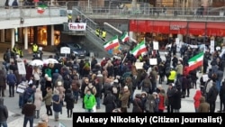 تجمع گروهی از شهروندان ایرانی تبار در استکهلم در حمایت از اعتراضت در ایران،ششم ژانویه