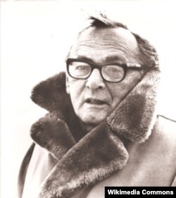 Aktyor və rejissor Sanford Meisner