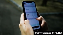 A Kazakh activist says his phone behaved strangely after he was detained by police. An investigation suggests authorities may have the tools to access devices. (file photo)