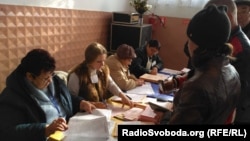 Виборча дільниця у Красноріченській ОТГ Луганської області, 29 жовтня 2017 року