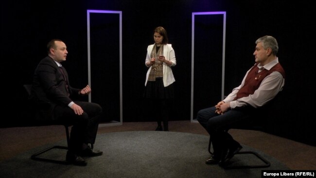 Modificarea Constituției și a sistemului electoral la inițiativa președintelui: pârjoale vechi, pârjoale proaspete...