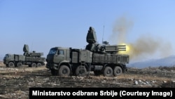 Prima parte a sistemului de apărare antiaeriană "Armor S1" Pantsir S1 din Rusia a ajuns în Serbia