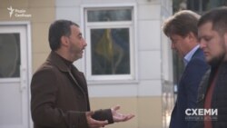 У жовтні 2019 року знімальна група «Схем» зафіксувала, як у робочий час Міка Фаталов прямує до Офісу президента