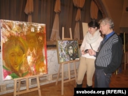 Гарадзенскія мастакі выставілі карціны пра Чэслава Немэна