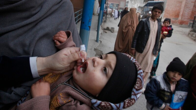 روغتیا وزارت: له ۵ میلیونو زیات ماشومان به د ګوزڼ ضد واکسین شي