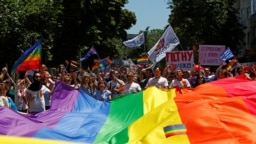 Mbajtja për herë të parë e Paradës së Krenarisë në Shkup më 2019.