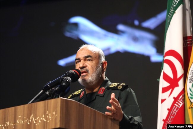Командующий Корпусом стражей Исламской революции генерал Хоссейн Салами