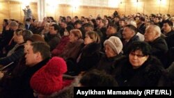 Жалпыұлттық социал-демократиялық партия съезіне қатысушылар. Алматы, 30 қаңтар 2016 жыл.