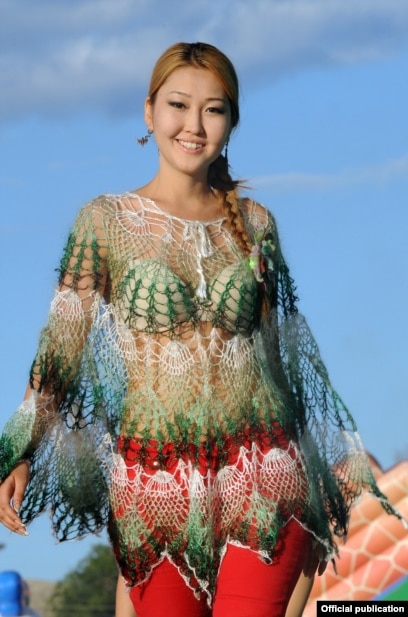 Контакттағы сексуалдық бейне алаяқтық Аққұбамен ақылсыз секс