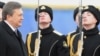 Янукович перебуває з офiцiйним вiзитом у Москві
