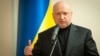 Турчинов: Оклади військових в Україні не можуть бути меншими, ніж у держслужбовців