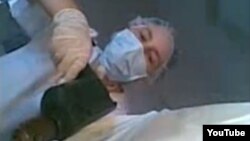 Imagine video de la operaţia chirurgicală realizată cu instrumente improprii la spitalul Ignatenco