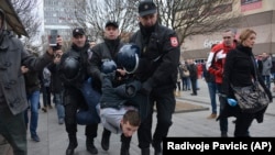 Policijska akcija protiv demonstranata na protestima na kojim su građani tražili istinu o smrti mladića Davida Dragičevića, 2018. godina