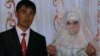В Узбекистане запретили жениться до конца сбора урожая хлопка 