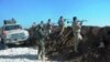 مقاتلون من قوات البيشمركه قرب الموصل