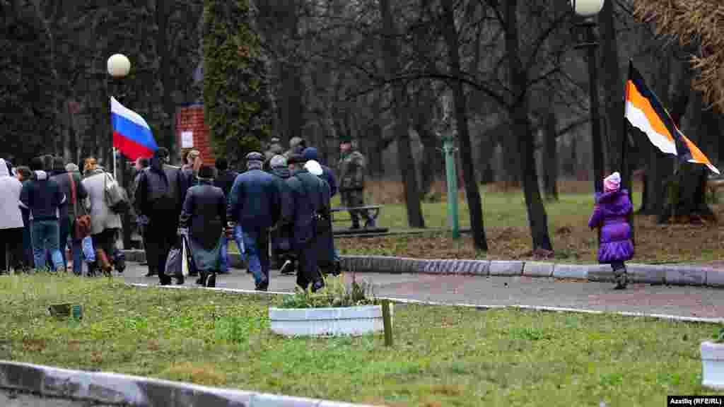 "Крылья Советов" паркында урыс маршы