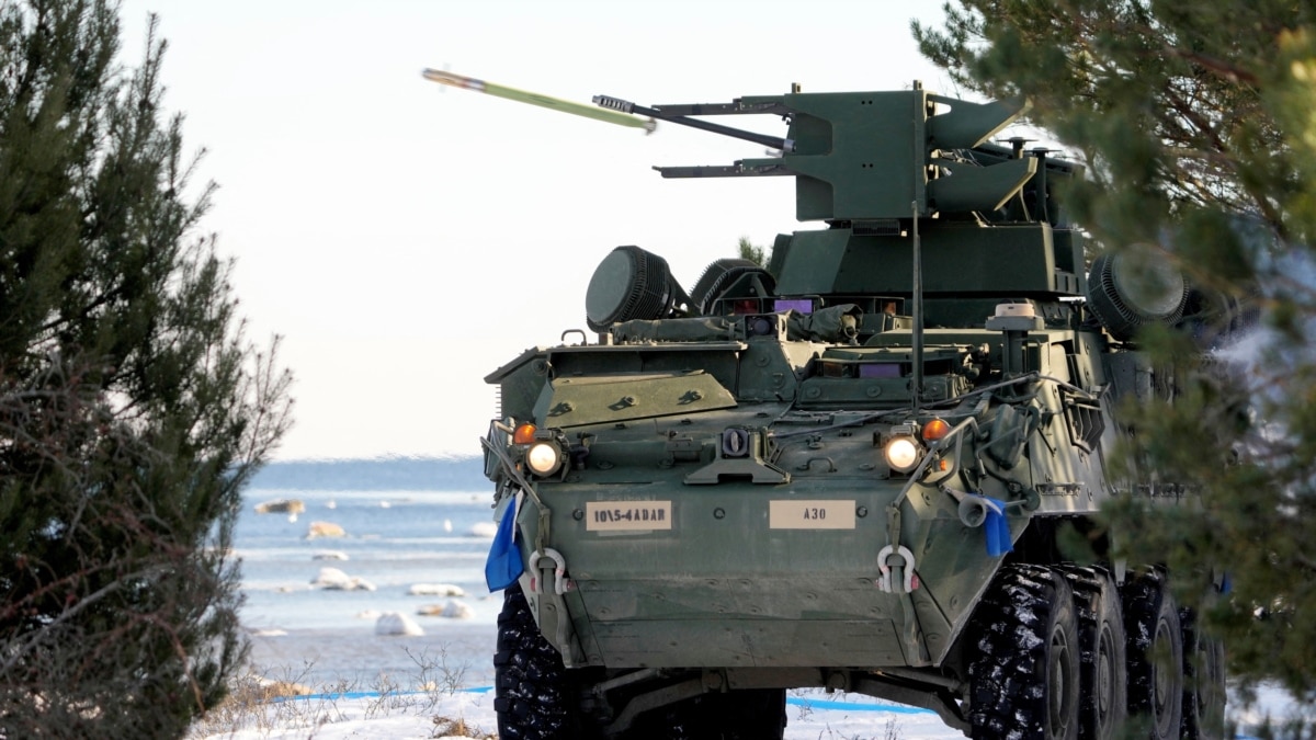 США могут предоставить Украине боевые бронированные машины Stryker – СМИ