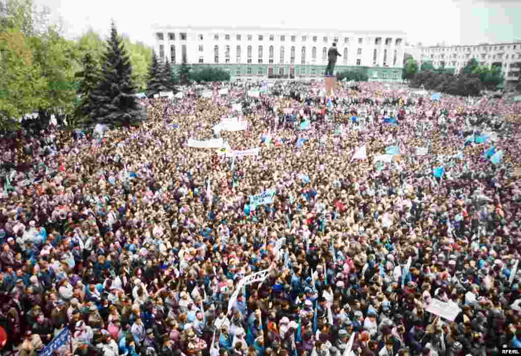 Під час жалобного мітингу у Сімферополі