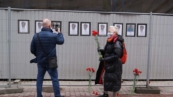 Фотография Марии Тышко появилась в стихийном мемориале памяти медиков, погибших во время пандемии COVID-19