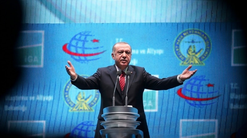 اردوغان: د امریکا بندیزونه د نړۍ د توازن د له‌منځه وړلو لپاره کېږي