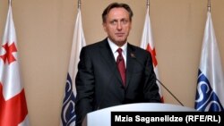 Президент Парламентской ассамблеи ОБСЕ Ранко Кривокапич пообещал не только организовать мониторинг предстоящих выборов, но и финансировать возвращение миссии ОБСЕ в Грузию