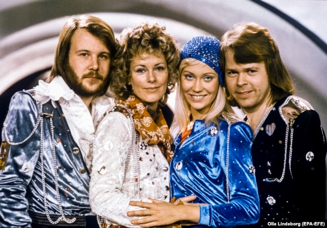 Istoria e câteodată încurcată: În 1974, același an în care formația ABBA a câștigat concursul Eurovision, Suedia a renunțat la sterilizările forțate. Însăși Anni-Frid (st) este rezultatul programului eugenic Lebensborn, fiind fiica unui soldat nazist în invazia Norvegiei.