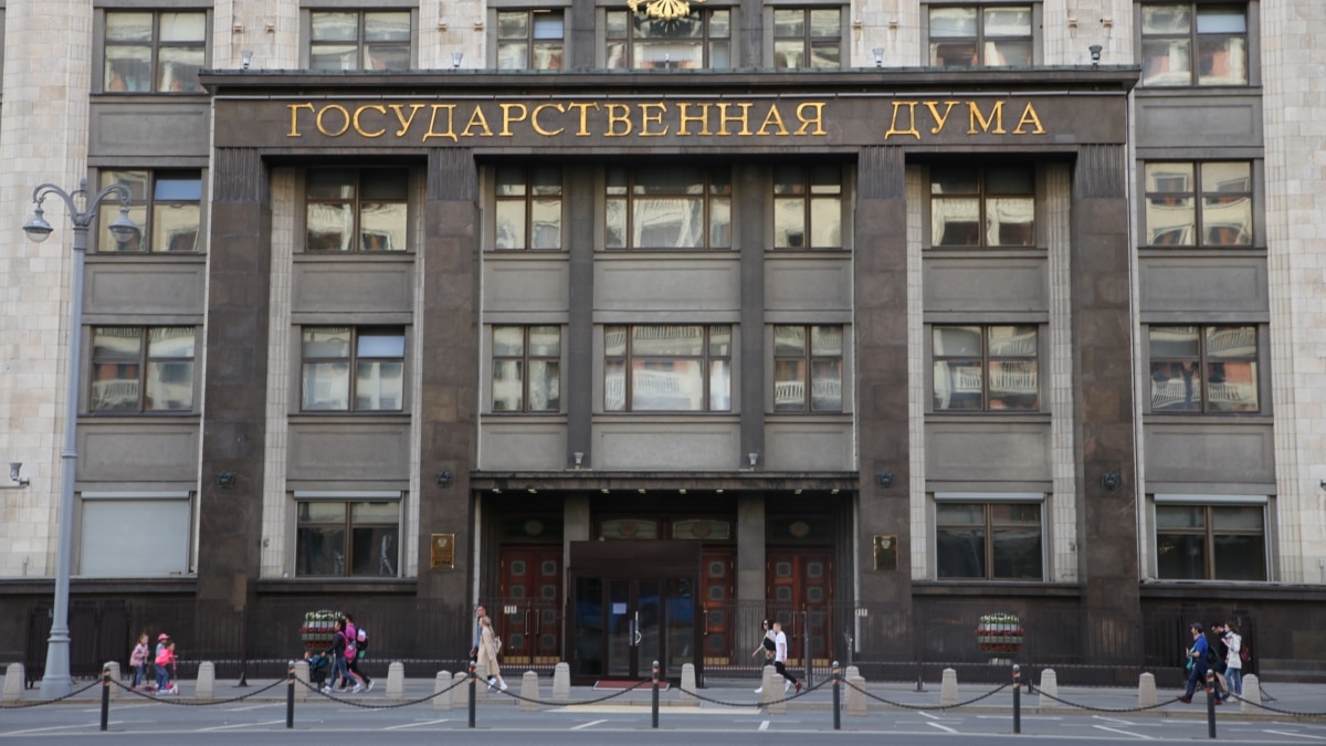 The State Duma adopted amendments to the law on elections in the event of martial law