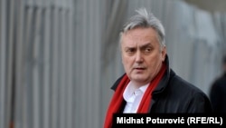 Zlatko Lagumdžija je napustio Kongres SI u Atini 2008. godine u znak protesta zbog dolaska lidera SPS-a Ivice Dačića