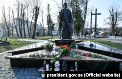 Пам’ятник Романові Гурику, героєві Небесної сотні, відкритий в Івано-Франківську.