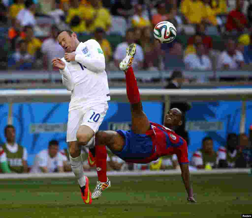 Kosta-Rika-İngiltərə &ndash; 0:0. Wayne Rooney vs. Junior Diaz. 