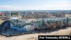 Вид на поселок Улькен Алматинской области. 12 апреля 2019 года.