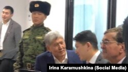 Алмазбек Атамбаев в зале суда. Архивное фото. 