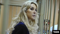 Елена Тищенко, адвокат экс-главы казахстанского БТА Банка Мухтара Аблязова, в Тверском суде в Москве. 3 сенября 2013 года.