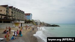 Crimea, Mykolaivka - rainy weather, 04Jul2017