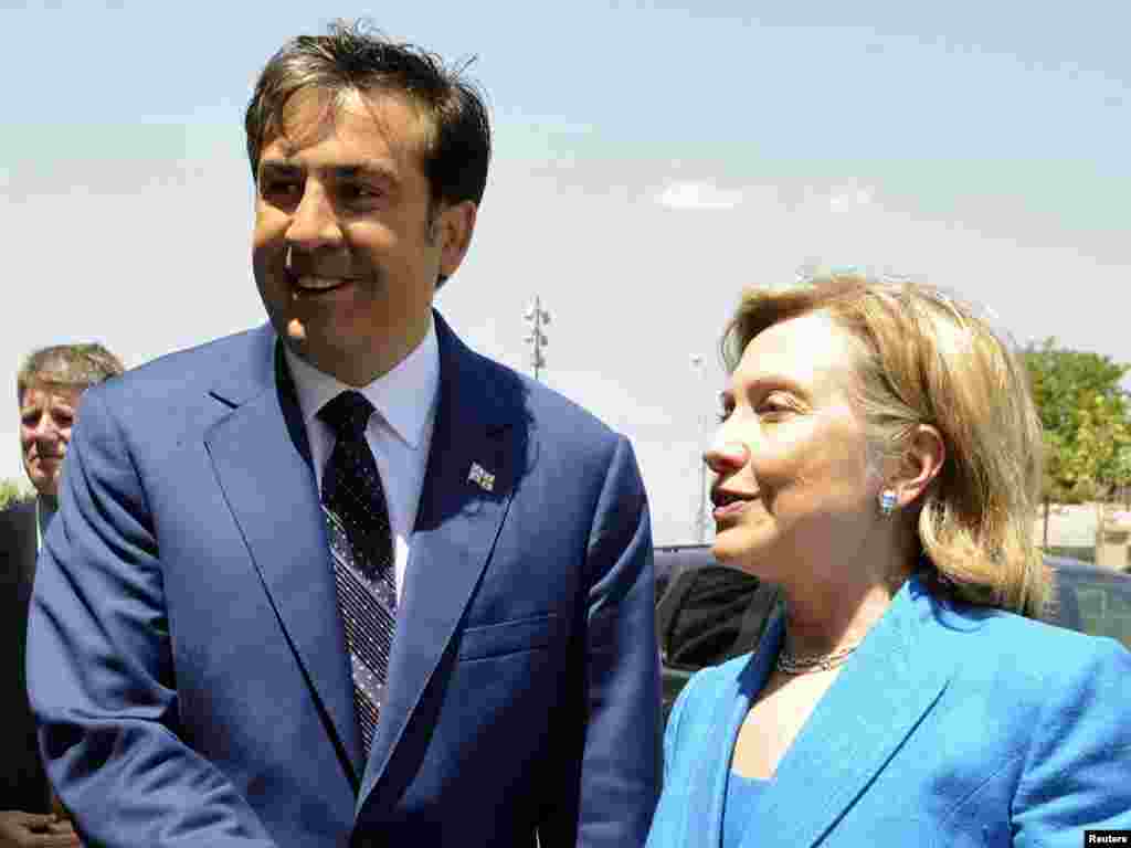 Михаил Саакашвили и Хиллари Клинтон