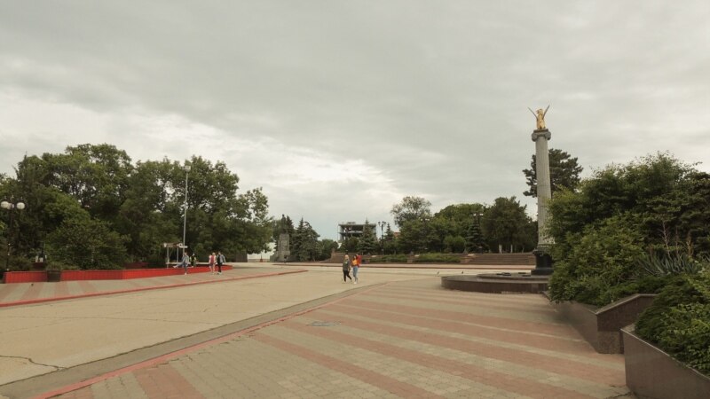 Город на востоке Крыма: как проходит лето в Керчи (фотогалерея)