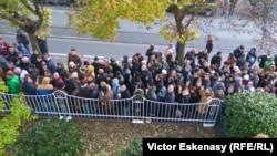 Moldovans line up to vote at the consulate in Frankfurt, Germany, on November 13.
