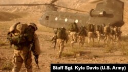 شماری از نیروهای امریکایی در افغانستان
