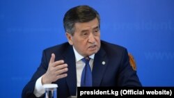 Қирғизистон президенти Сўўрўнбай Жээнбеков.