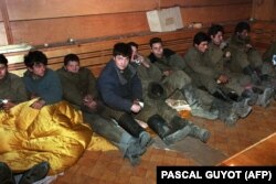 Пленные российские солдаты, 13 января 1995 года.