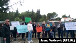 Sa protesta protiv gradnje u Miločeru