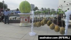 Выставка достижений сельского хозяйства Туркменистана. Праздник дыни в Ашхабаде  