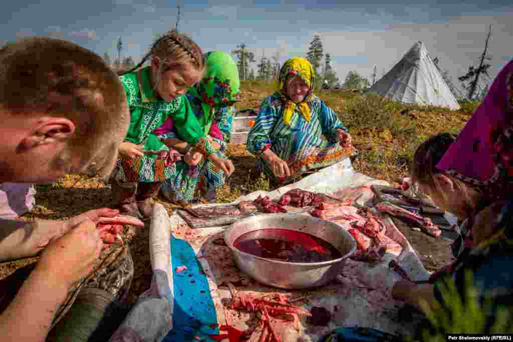 The reindeer&#39;s blood is also saved for consumption.